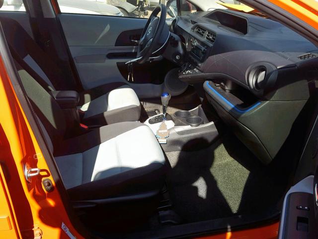 JTDKDTB32D1041820 - 2013 TOYOTA PRIUS C ORANGE photo 5