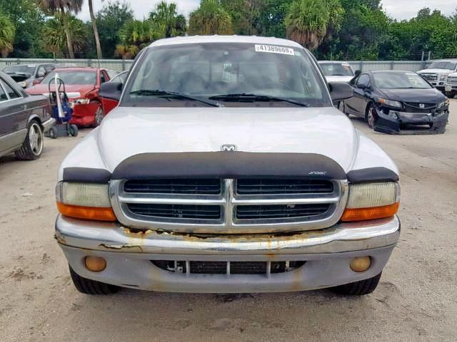 1D7HL48X93S239189 - 2003 DODGE DAKOTA QUA WHITE photo 9