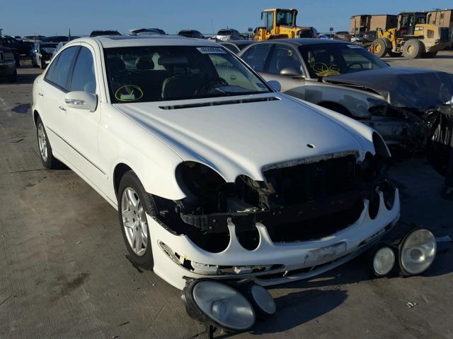 WDBUF65J34A525606 - 2004 MERCEDES-BENZ E 320 WHITE photo 1