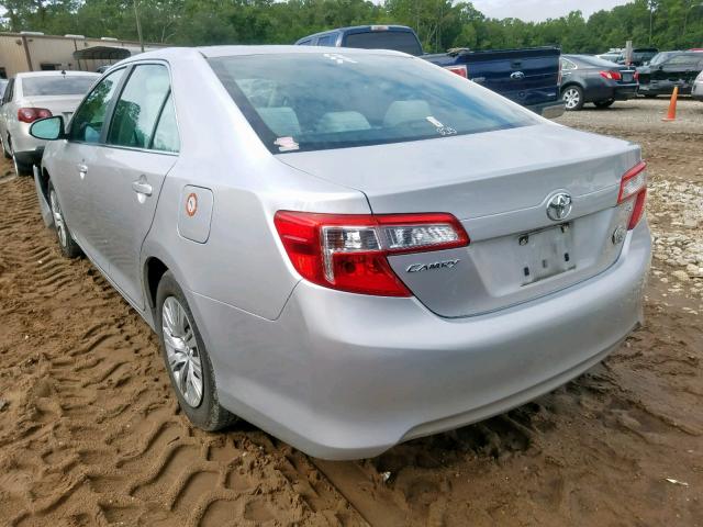 4T1BF1FK8CU043502 - 2012 TOYOTA CAMRY BASE SILVER photo 3