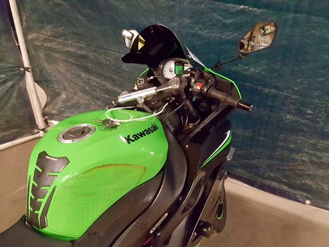 JKAZX4R13AA021629 - 2010 KAWASAKI ZX600 R GREEN photo 5