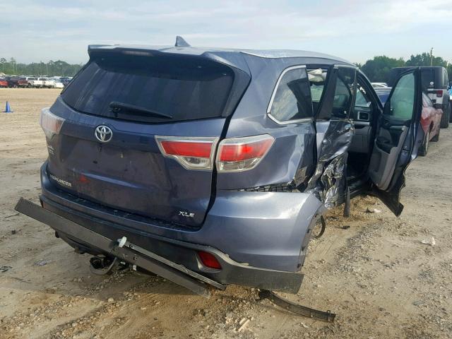 5TDKKRFH2FS072859 - 2015 TOYOTA HIGHLANDER BLUE photo 4