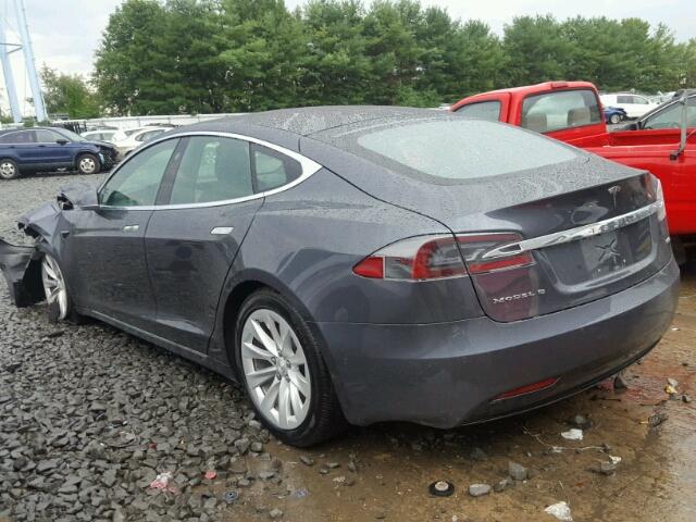 5YJSA1E27HF215040 - 2017 TESLA MODEL S GRAY photo 3