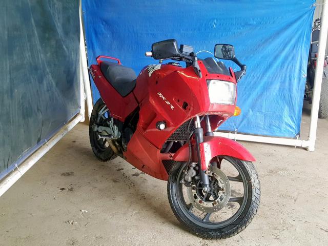 JKAEXMF181A081800 - 2001 KAWASAKI EX250 F RED photo 1