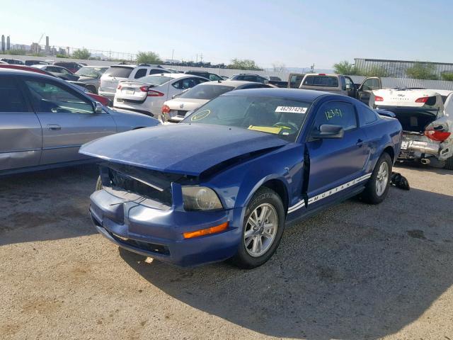 1ZVHT80N065103089 - 2006 FORD MUSTANG BLUE photo 2