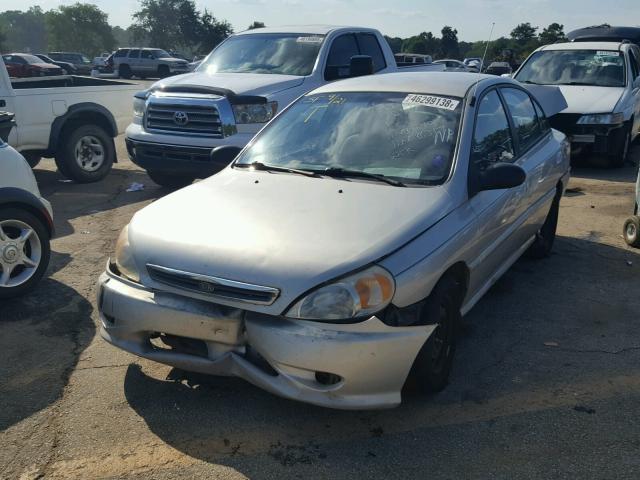 KNADC123726186347 - 2002 KIA RIO GRAY photo 2