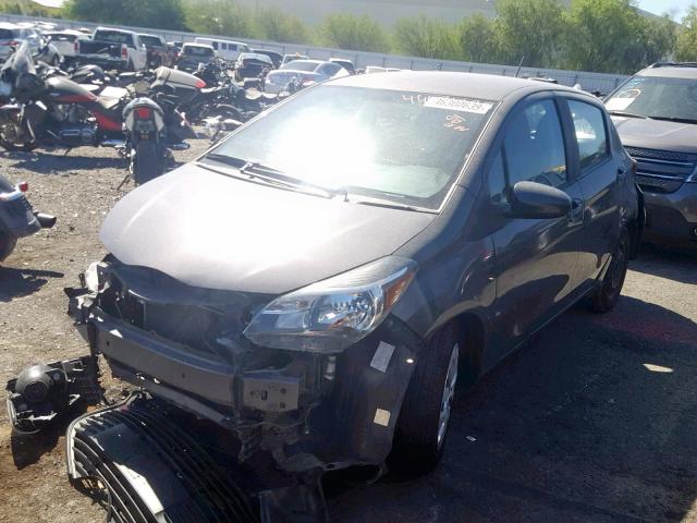 VNKKTUD35GA056703 - 2016 TOYOTA YARIS L GRAY photo 2