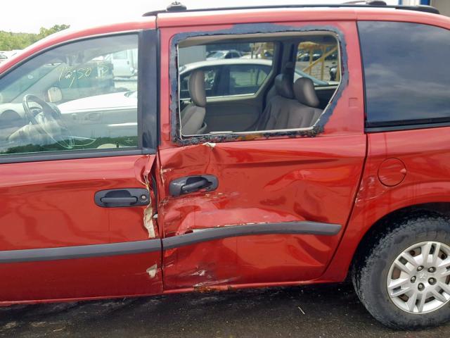 1D4GP25BX5B432562 - 2005 DODGE CARAVAN SE RED photo 9