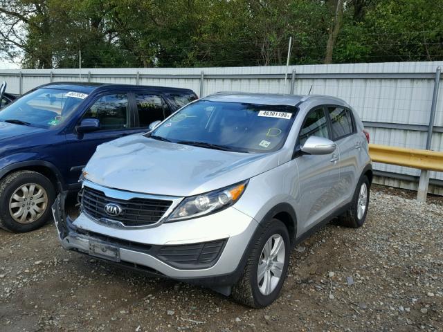 KNDPB3A2XD7518169 - 2013 KIA SPORTAGE B SILVER photo 2