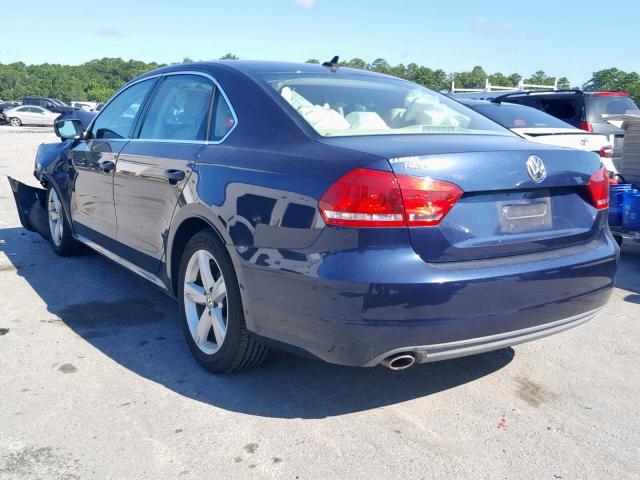 1VWBH7A30DC096670 - 2013 VOLKSWAGEN PASSAT SE BLUE photo 3