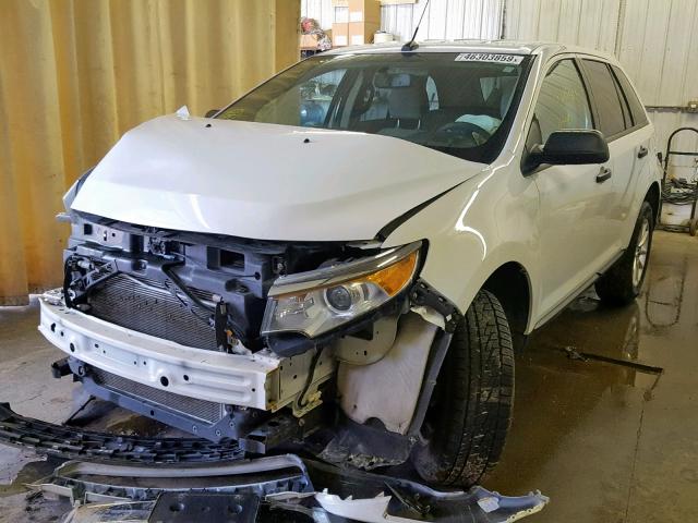 2FMDK3GC4EBB33715 - 2014 FORD EDGE SE WHITE photo 2