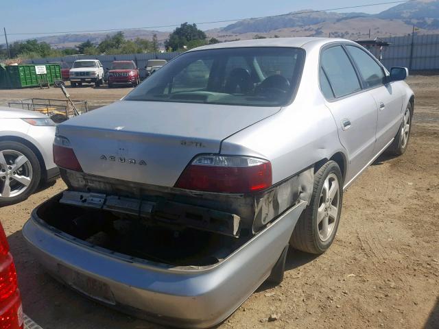 19UUA56812A003822 - 2002 ACURA 3.2TL TYPE SILVER photo 4