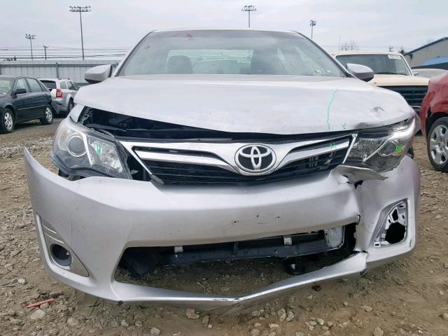 4T4BF1FK3CR268061 - 2012 TOYOTA CAMRY BASE SILVER photo 9