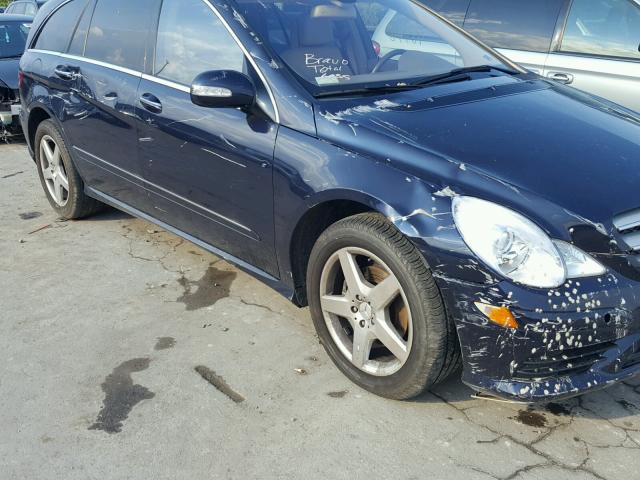 4JGCB65E87A038655 - 2007 MERCEDES-BENZ R 350 BLUE photo 9