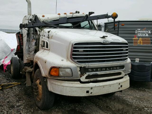 2FWBA3CV15AU88448 - 2005 STERLING TRUCK A 9500 WHITE photo 1