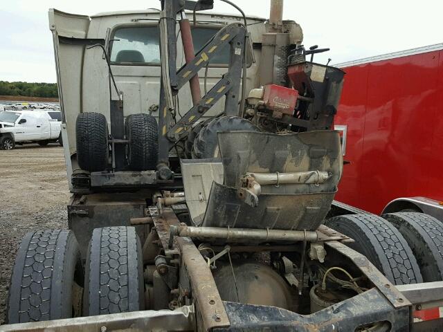 2FWBA3CV15AU88448 - 2005 STERLING TRUCK A 9500 WHITE photo 6