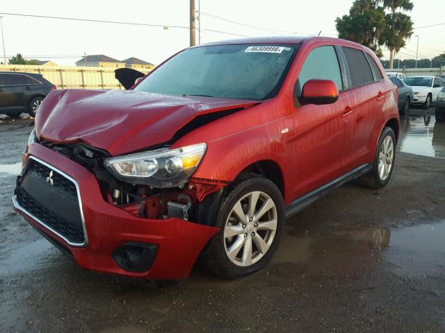 4A4AP3AW1FE046820 - 2015 MITSUBISHI OUTLANDER RED photo 2