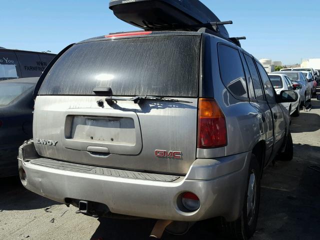 1GKDS13S232194560 - 2003 GMC ENVOY GOLD photo 4