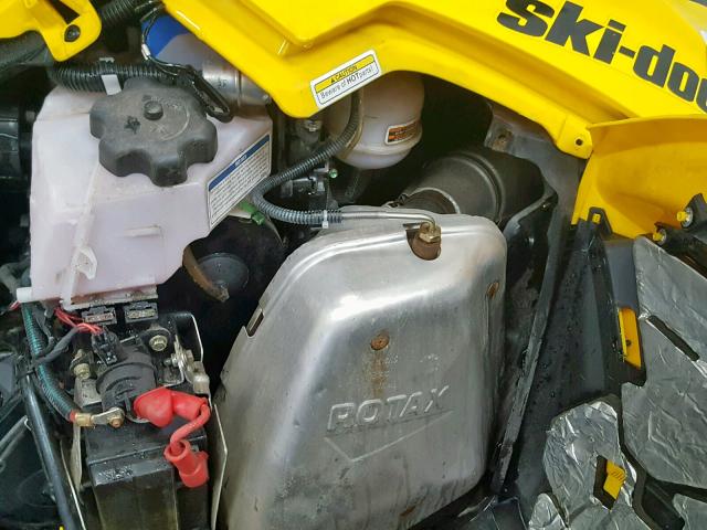 2BPSUDEA7EV000328 - 2014 SKI DOO MXZ TNT YELLOW photo 5