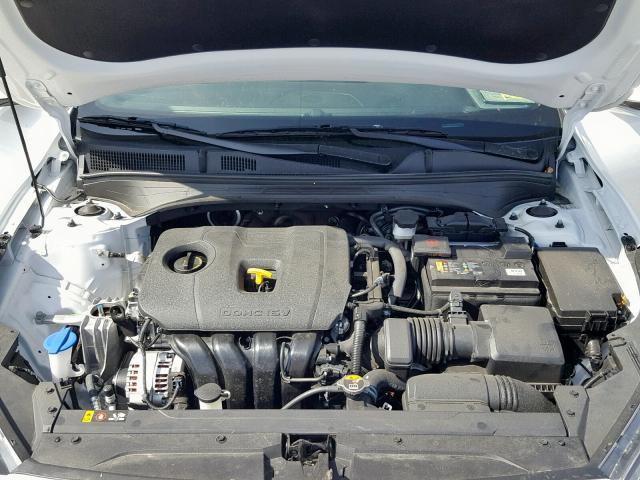 3KPF24AD1KE064555 - 2019 KIA FORTE FE WHITE photo 7