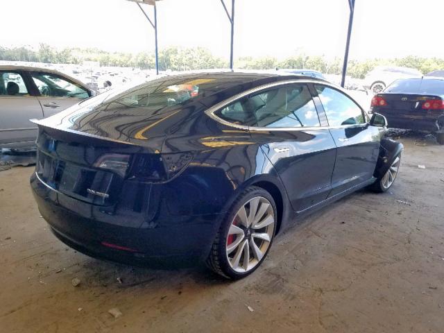 5YJ3E1EB7JF171104 - 2018 TESLA MODEL 3 BLACK photo 4