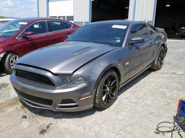 1ZVBP8CF0D5210770 - 2013 FORD MUSTANG GT GRAY photo 2