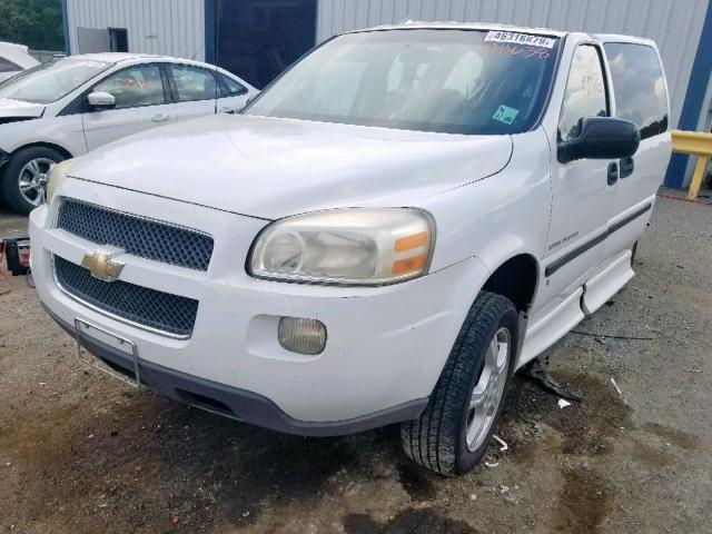 1GBDV13W38D198638 - 2008 CHEVROLET UPLANDER I SILVER photo 2