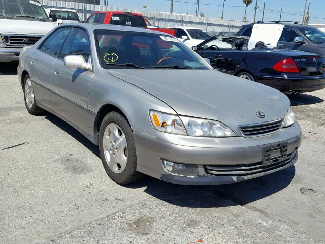 JT8BF28G2Y0282317 - 2000 LEXUS ES 300 SILVER photo 1