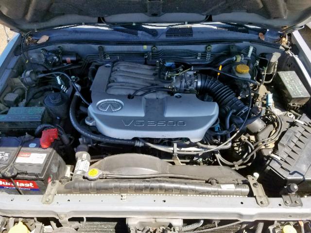 JNRDR09X91W202521 - 2001 INFINITI QX4 SILVER photo 7