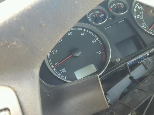 WVWYU63B05E137991 - 2005 VOLKSWAGEN PASSAT GLX 灰色 照片 8