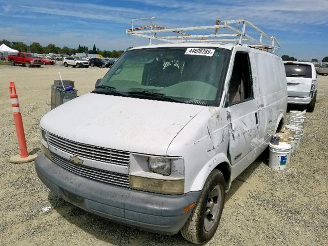 1GCDM19W61B108194 - 2001 CHEVROLET ASTRO WHITE photo 2