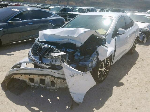 1G4PR5SK7H4117493 - 2017 BUICK VERANO SPO WHITE photo 2