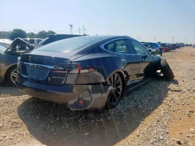 5YJSA1E21JF276213 - 2018 TESLA MODEL S فضي صورة 4