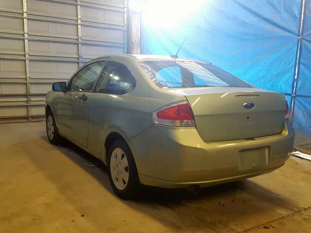 1FAHP32N58W285902 - 2008 FORD FOCUS S/SE GREEN photo 3