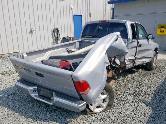 1B7GL22X2WS655351 - 1998 DODGE DAKOTA GRAY photo 4