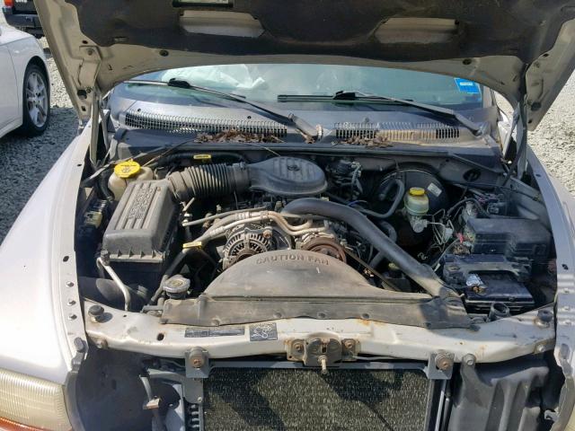 1B7GL22X2WS655351 - 1998 DODGE DAKOTA GRAY photo 7