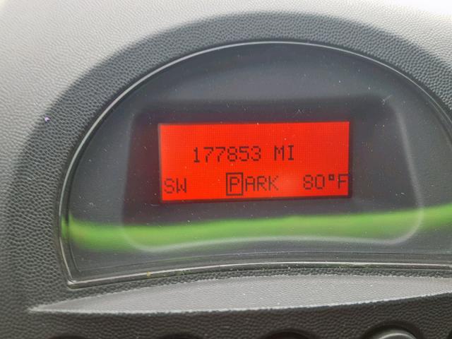 2G2WP552381161914 - 2008 PONTIAC GRAND PRIX SILVER photo 8