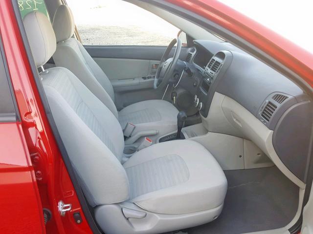 KNAFE161285560048 - 2008 KIA SPECTRA5 5 RED photo 5