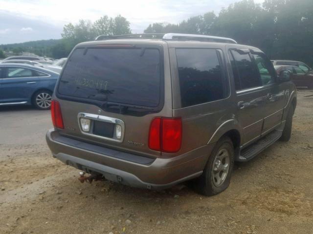 5LMFU28RX2LJ08343 - 2002 LINCOLN NAVIGATOR TAN photo 4