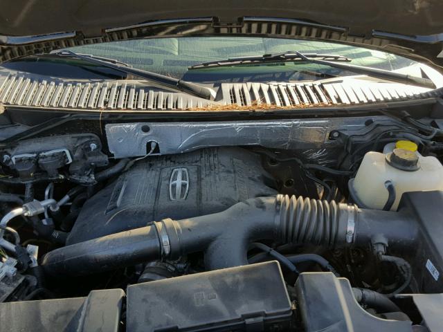 5LMJJ3JT1HEL13139 - 2017 LINCOLN NAVIGATOR Czarny zdjęcie 7