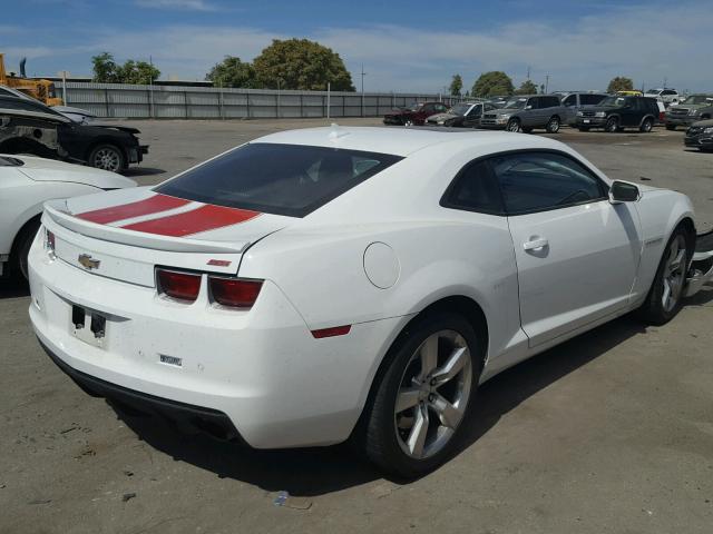 2G1FK1EJ8C9176888 - 2012 CHEVROLET CAMARO 2SS WHITE photo 4