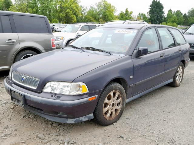 YV1VW2550YF457141 - 2000 VOLVO V40 GRAY photo 2