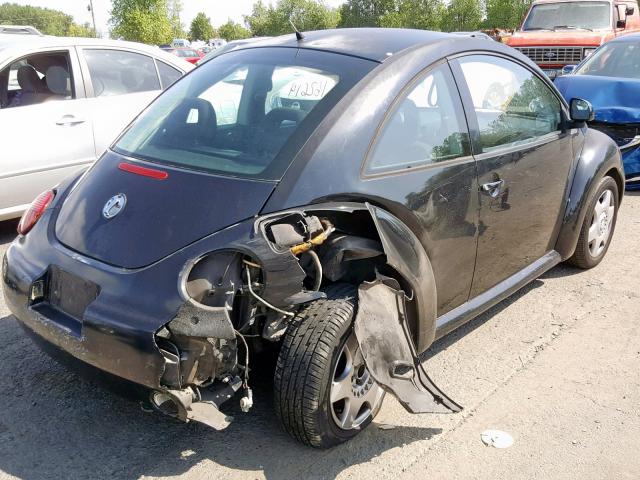 3VWBB61C9WM021138 - 1998 VOLKSWAGEN NEW BEETLE შავი ფოტო 4
