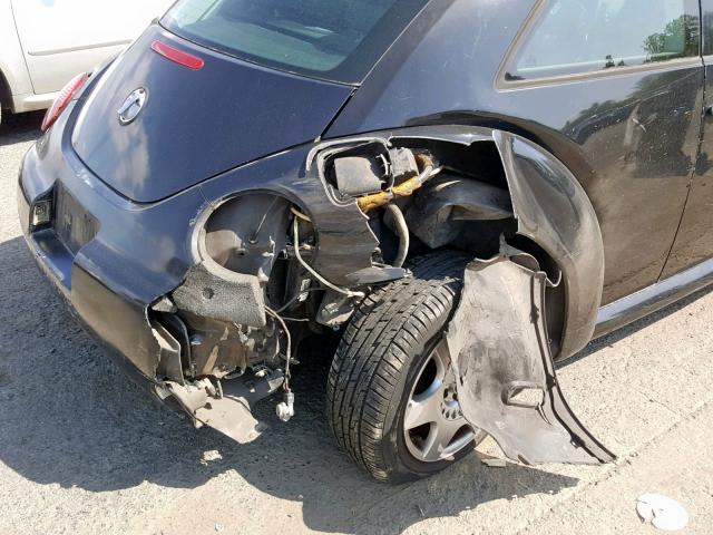 3VWBB61C9WM021138 - 1998 VOLKSWAGEN NEW BEETLE შავი ფოტო 9