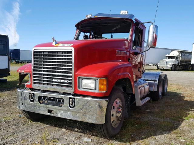 1M1AN09Y8DM015388 - 2013 MACK 600 CHU600 RED photo 2