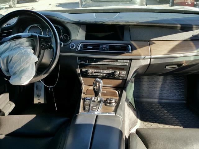 WBAKA8C58ACY35899 - 2010 BMW 750 I BLUE photo 9