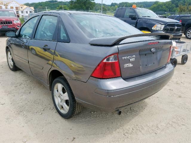 1FAHP34N77W178085 - 2007 FORD FOCUS ZX4 GRAY photo 3