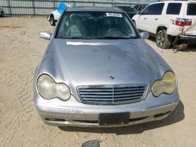 WDBRF61J64E017909 - 2004 MERCEDES-BENZ C 240 SILVER photo 9