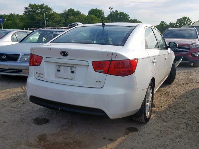 KNAFU4A27C5500666 - 2012 KIA FORTE EX WHITE photo 4