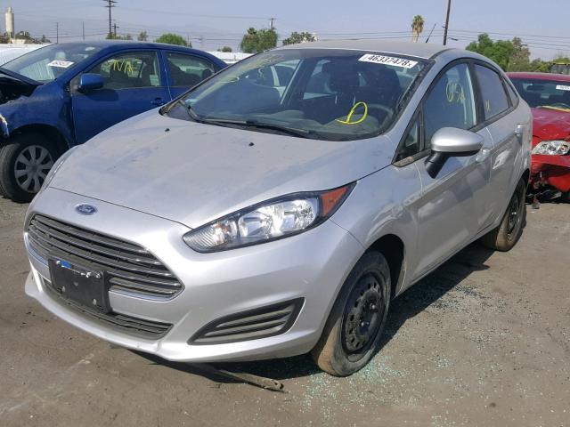 3FADP4AJ1JM120325 - 2018 FORD FIESTA S SILVER photo 2